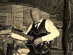  An image of The Silver Searchers tribute band
